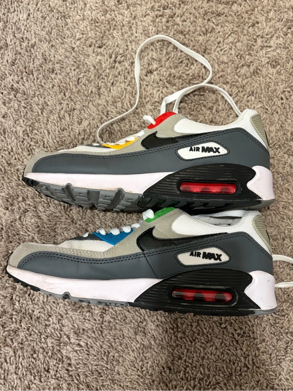 Men’s size 8 Nike air maxes